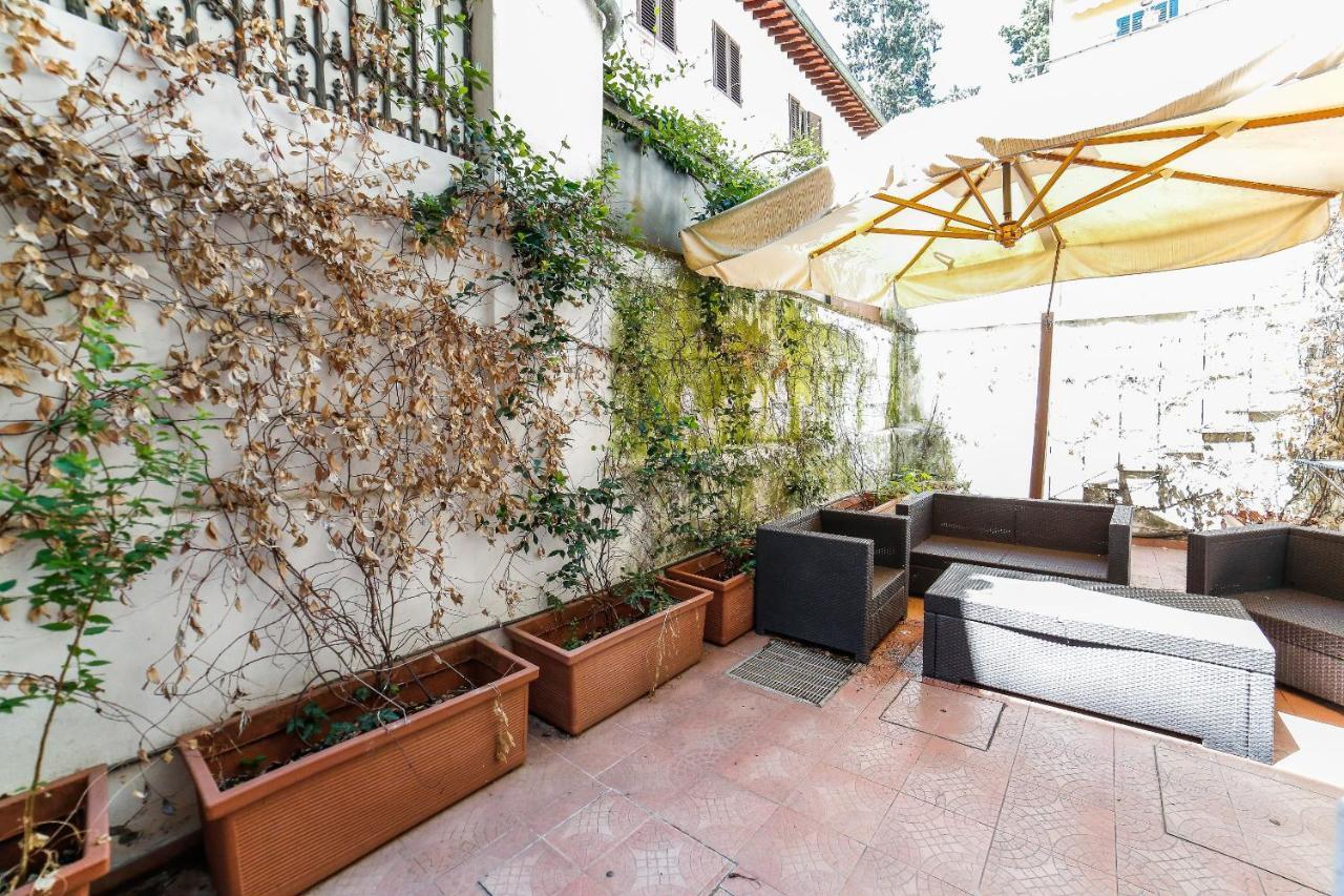 Traditional Apt Close To The Duomo - Private Yard! Florence Exterior photo